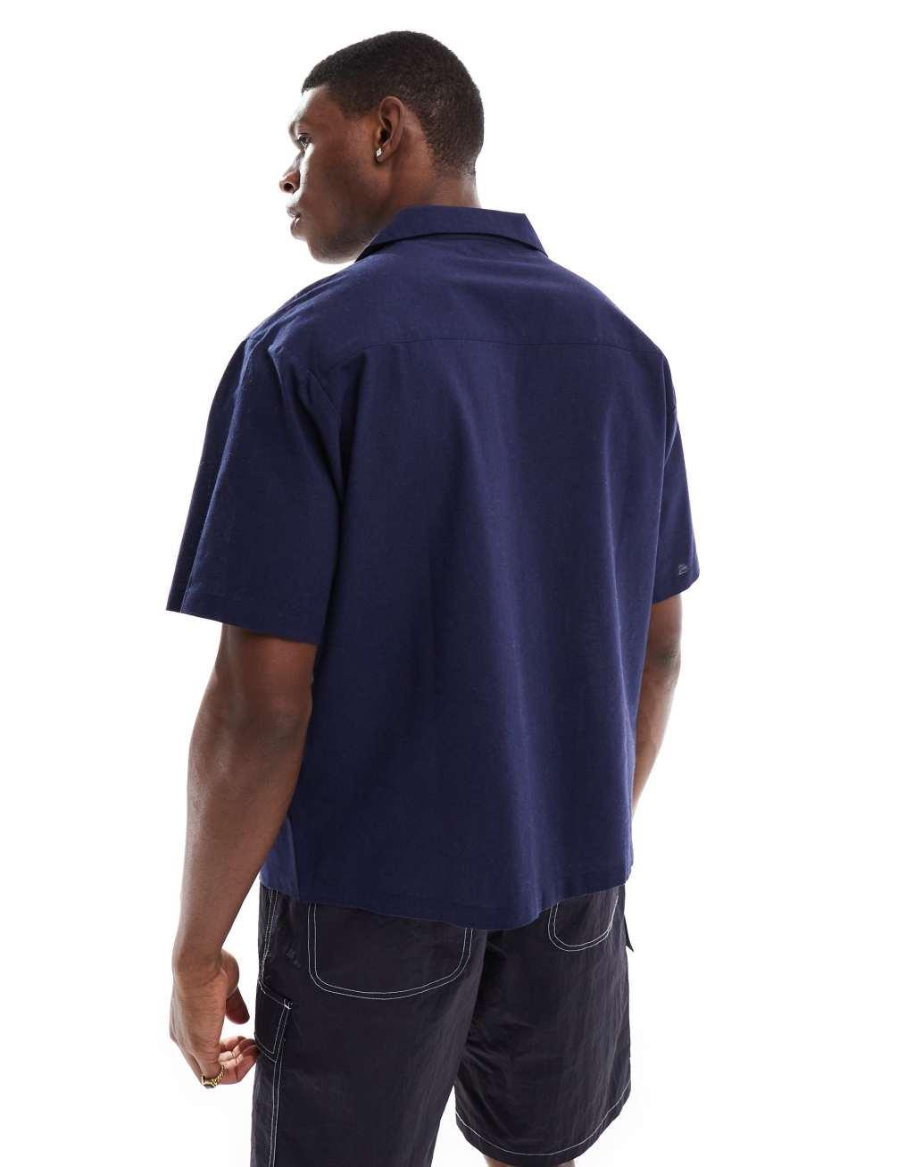 Aray embroidered resort beach shirt in navy Product Image