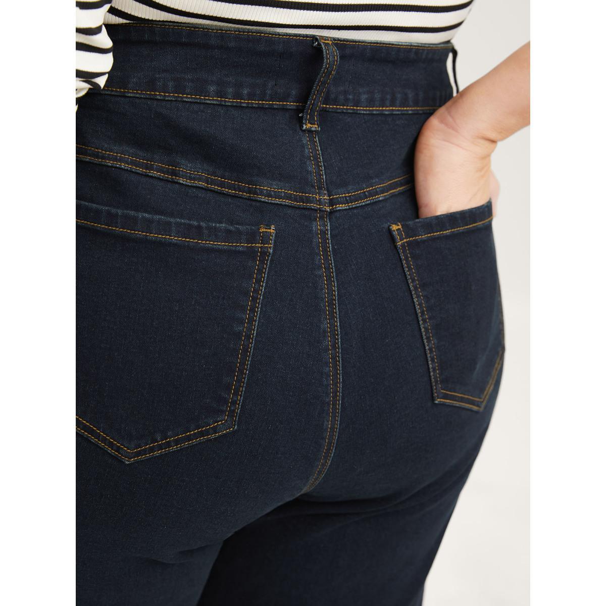 Plus Size Stretch Cuffed Hem Butt-Lifting Straight-Leg Jeans Women Denimindigo High stretch Slanted pocket Jeans BloomChic 20/2X Product Image
