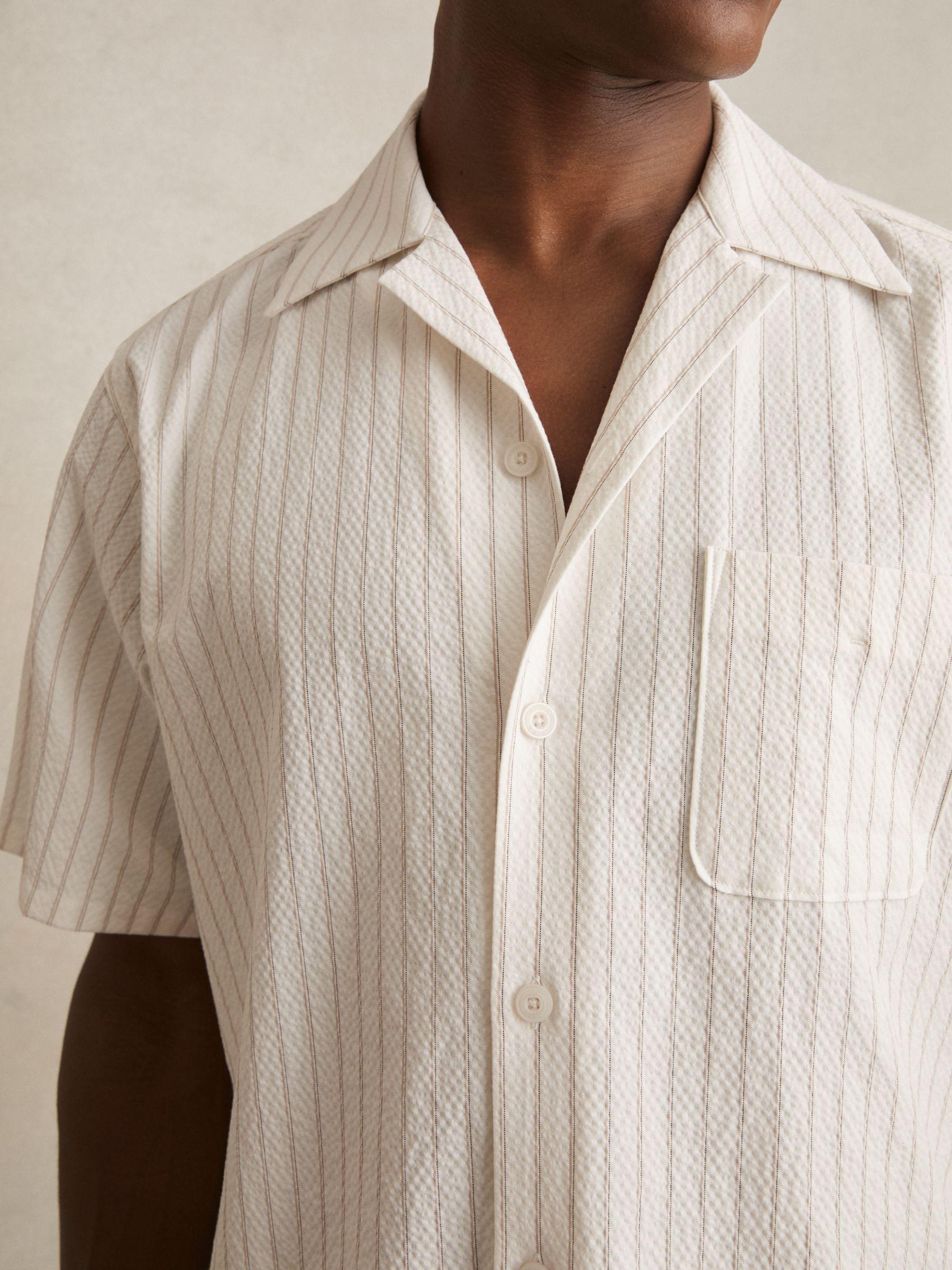 Cotton-Blend Seersucker Stripe Shirt in White/Taupe Brown Product Image