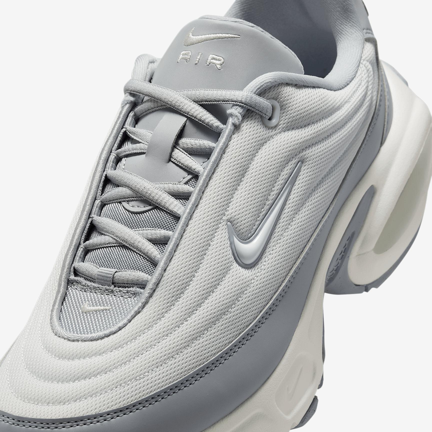 Nike Air Max Portal Women's Shoes Product Image