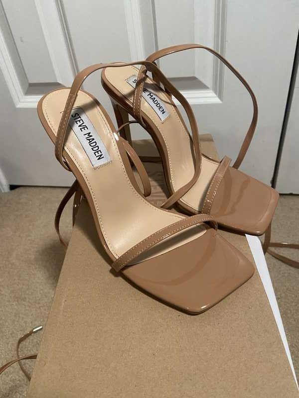 UPLIFT CAMEL PATENT - SM REBOOTED Female Product Image
