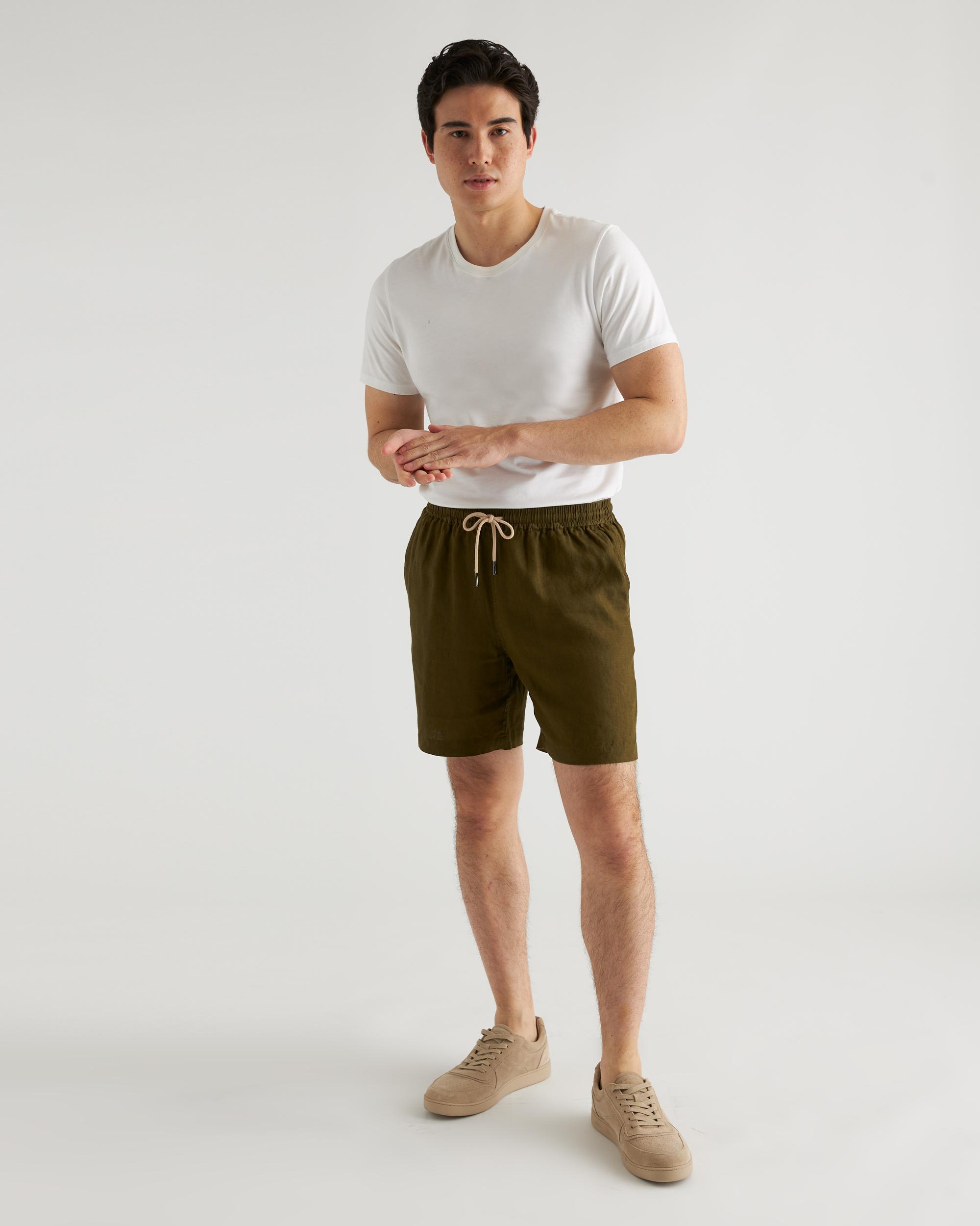 Quince | Men's 100% European Linen 7" Drawstring Beach Shorts Size XL Product Image