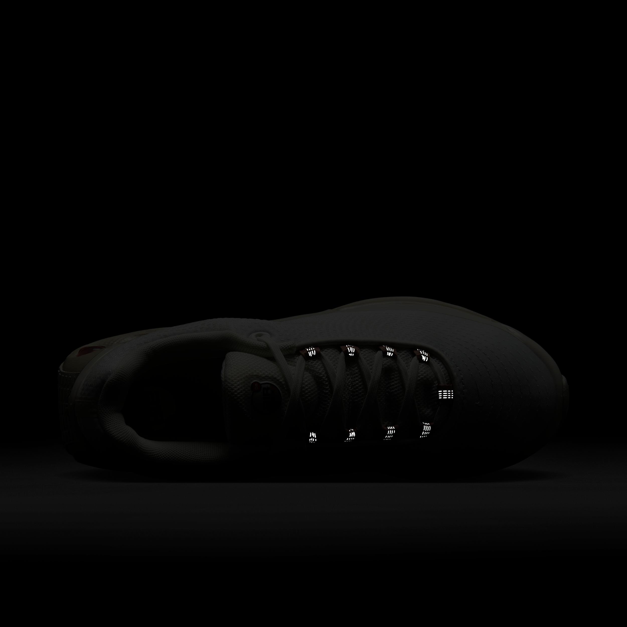 Nike Air Max Dn Tech Women's Shoes Product Image