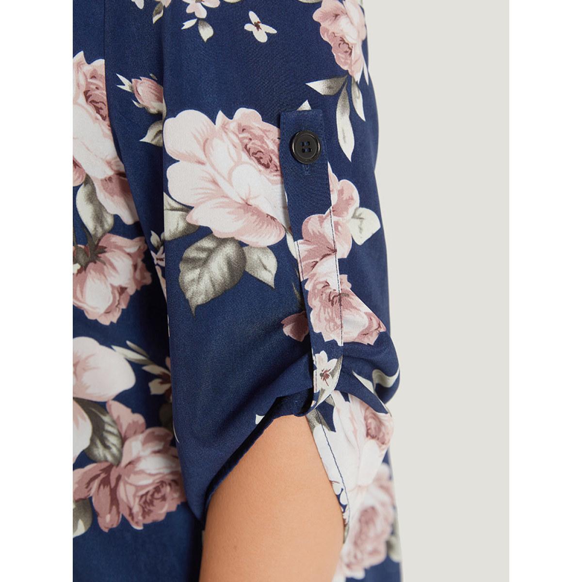 Plus Size Indigo Floral Print V Neck Plicated Detail Tab Sleeve Blouse Women Elegant Half Sleeve V-neck Dailywear Blouses BloomChic 26/4X Product Image