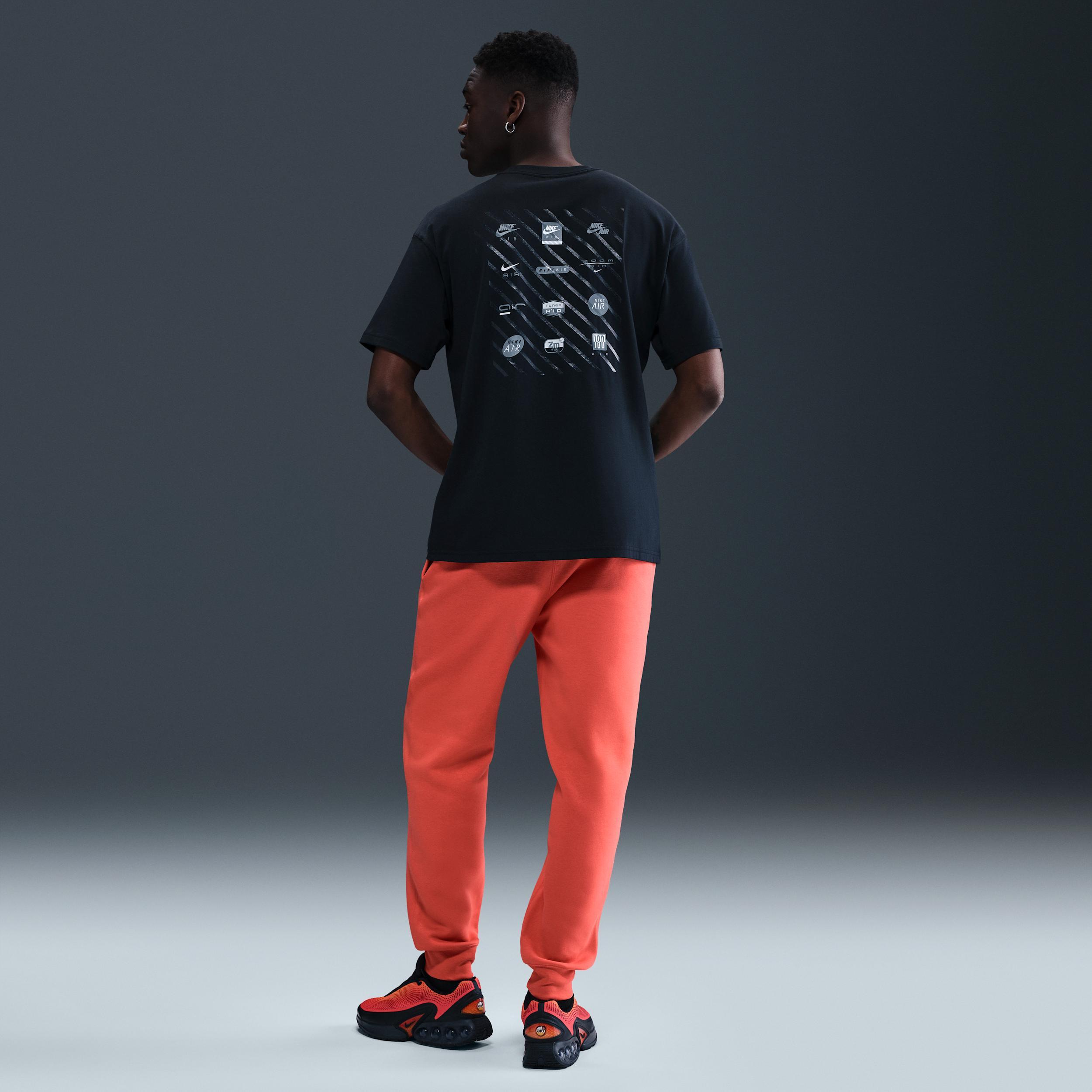 Nike Club Men's Joggers Product Image