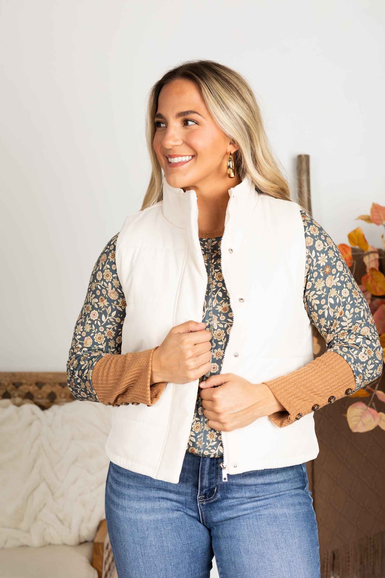Puffer Vest With Pockets Product Image
