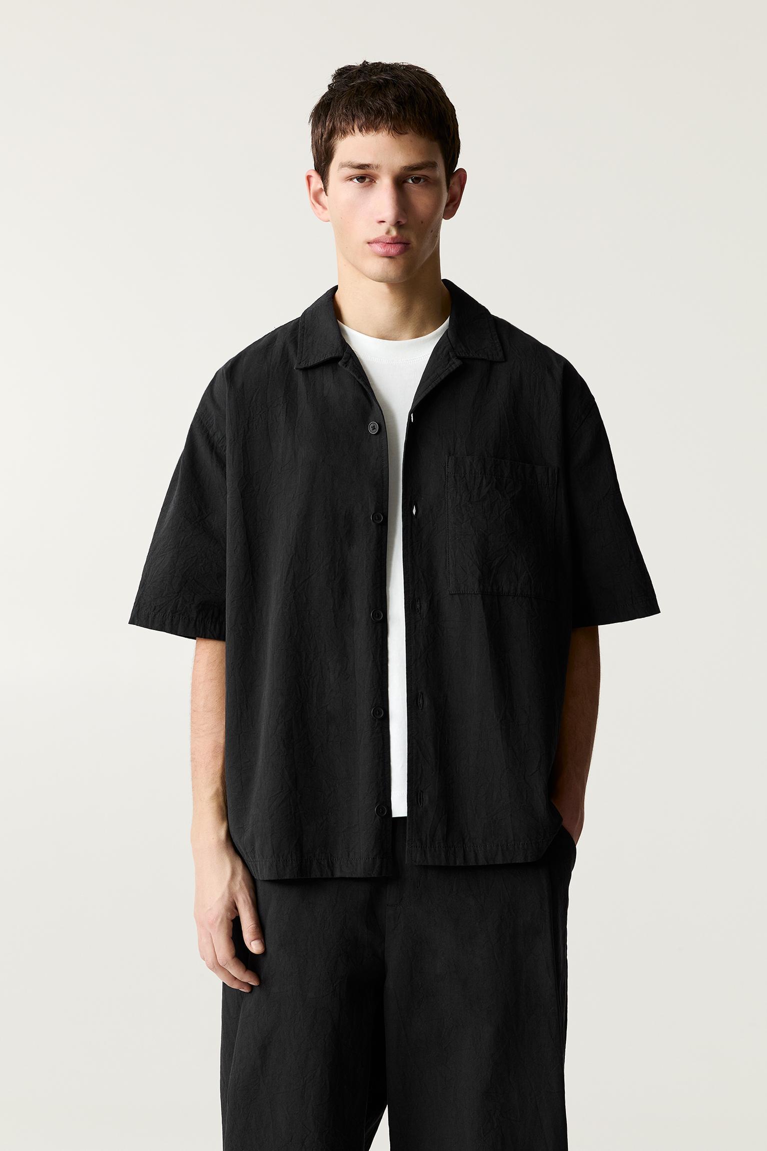 Short sleeve shirt with pocket Product Image