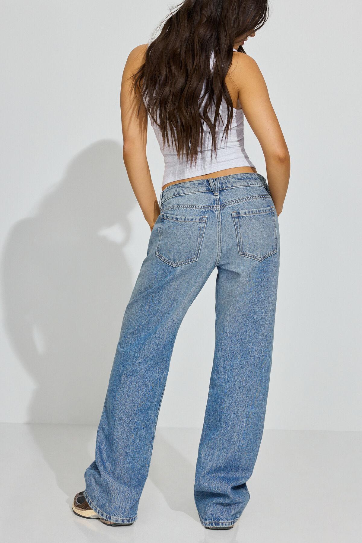 Slouchy Jeans Product Image