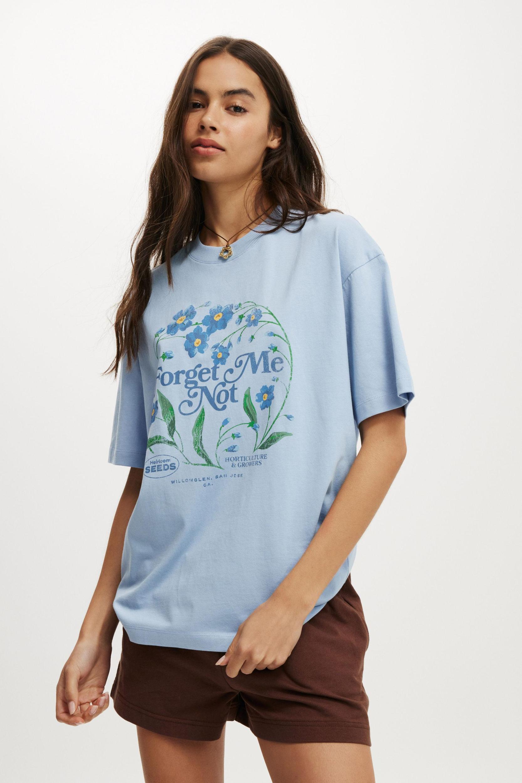 The Boxy Graphic Tee Product Image