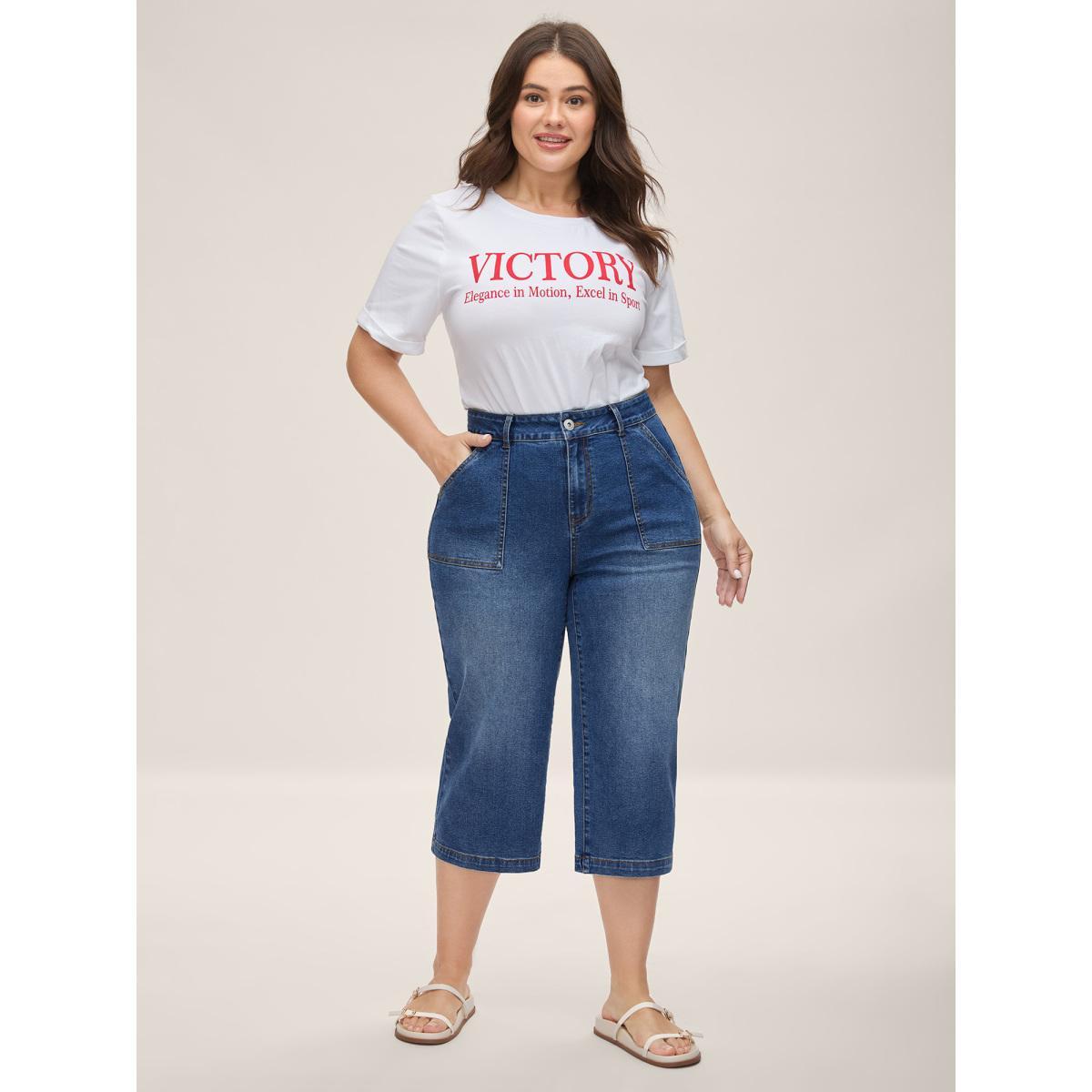 Plus Size Stretchy Mid-Rise Capri Jeans Women Midblue Medium stretch Slanted pocket Jeans BloomChic 28/5X Product Image