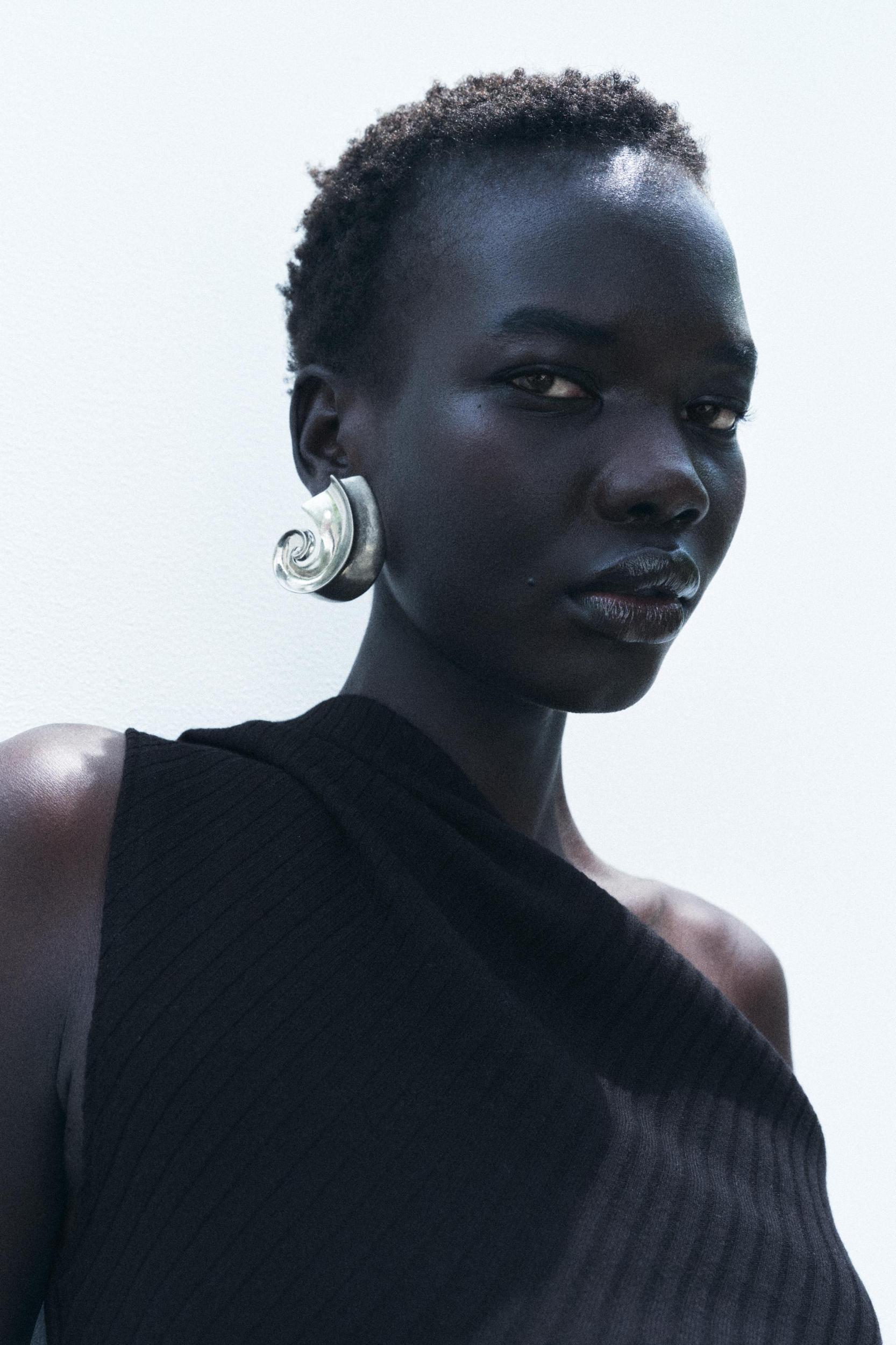ASYMMETRIC RIBBED TOP Product Image