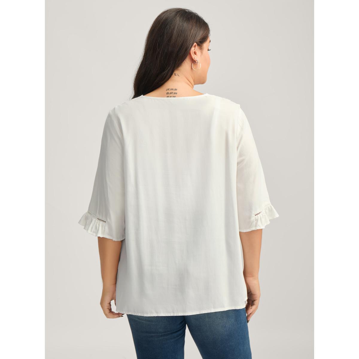 Plus Size WhiteSmoke Lace Spliced Button Detail Blouse Women Elbow-length sleeve Round Neck Everyday-Elegant Blouses BloomChic 18-20/2X Product Image