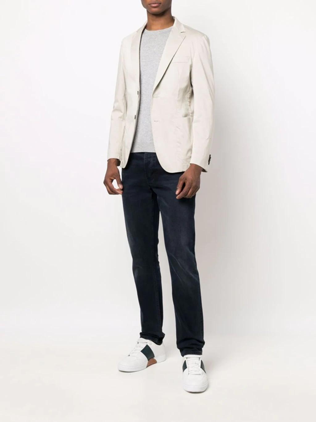 Outfit