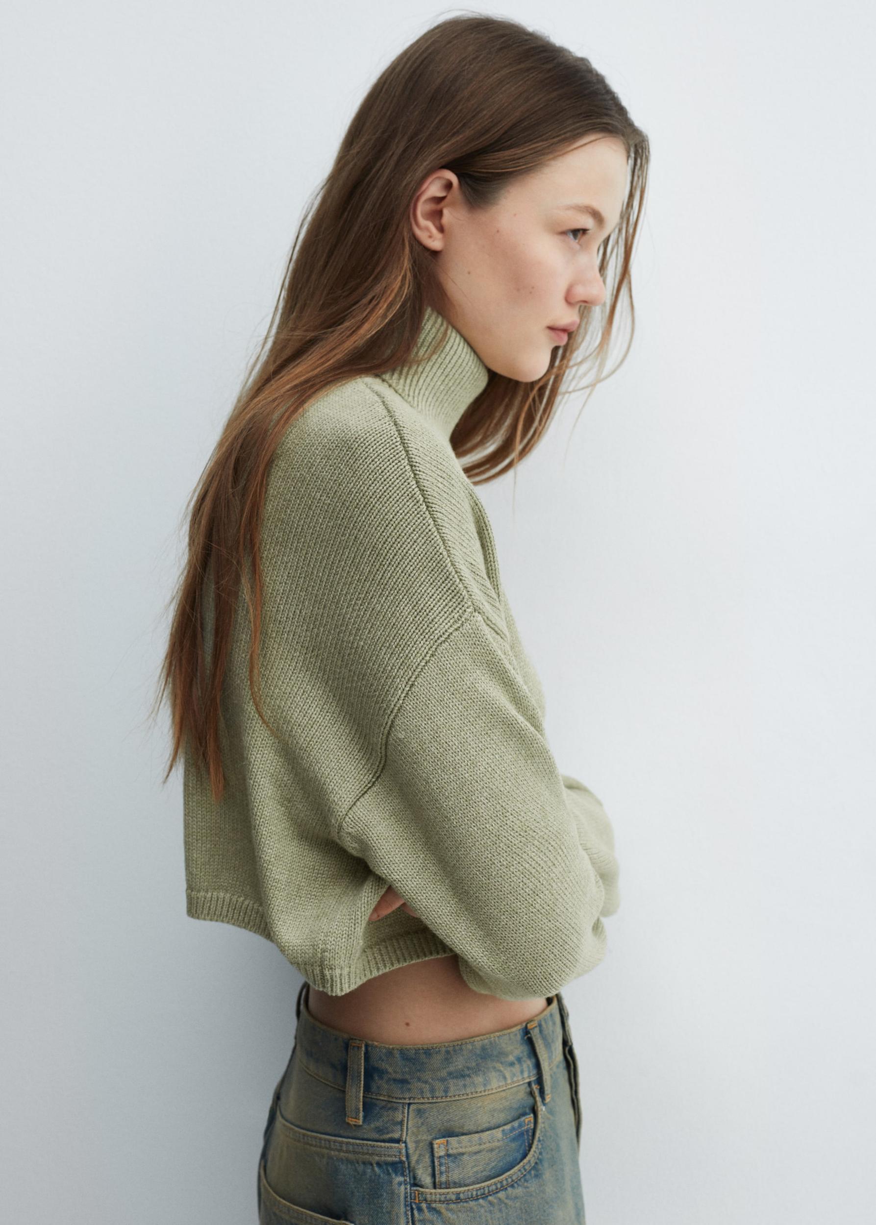 Turtleneck knitted sweater - Women | MANGO USA Product Image