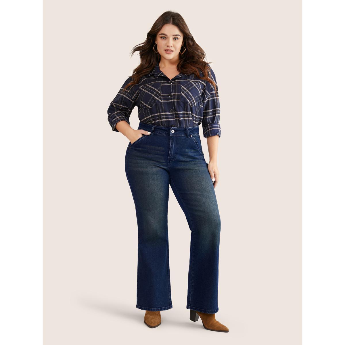 Plus Size Dark Wash Bootcut Slant Pocket Jeans Women Indigo Casual Plain Plain High stretch Pocket Jeans BloomChic 28/5X Product Image