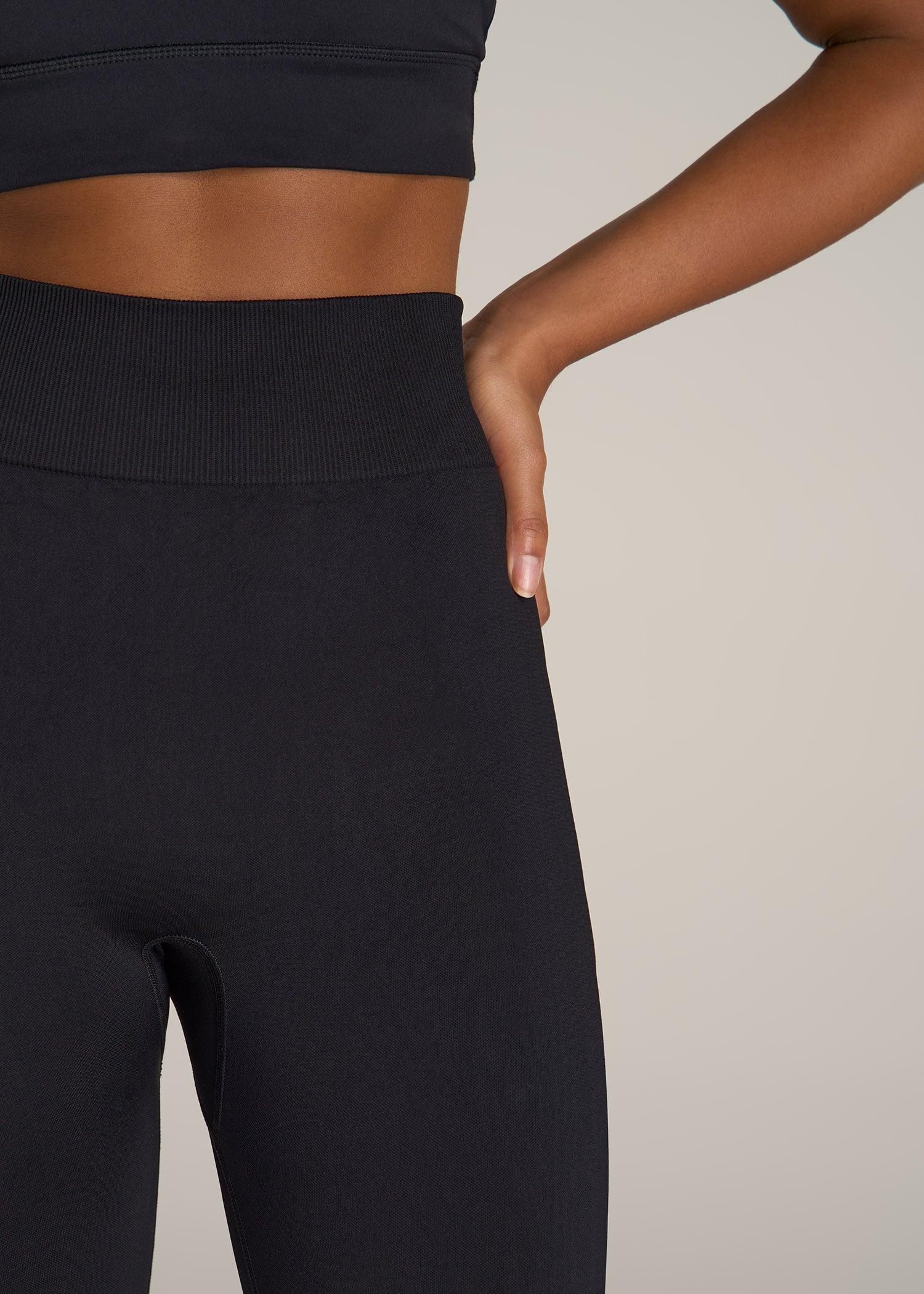 Seamless Leggings for Tall Women in Black Product Image