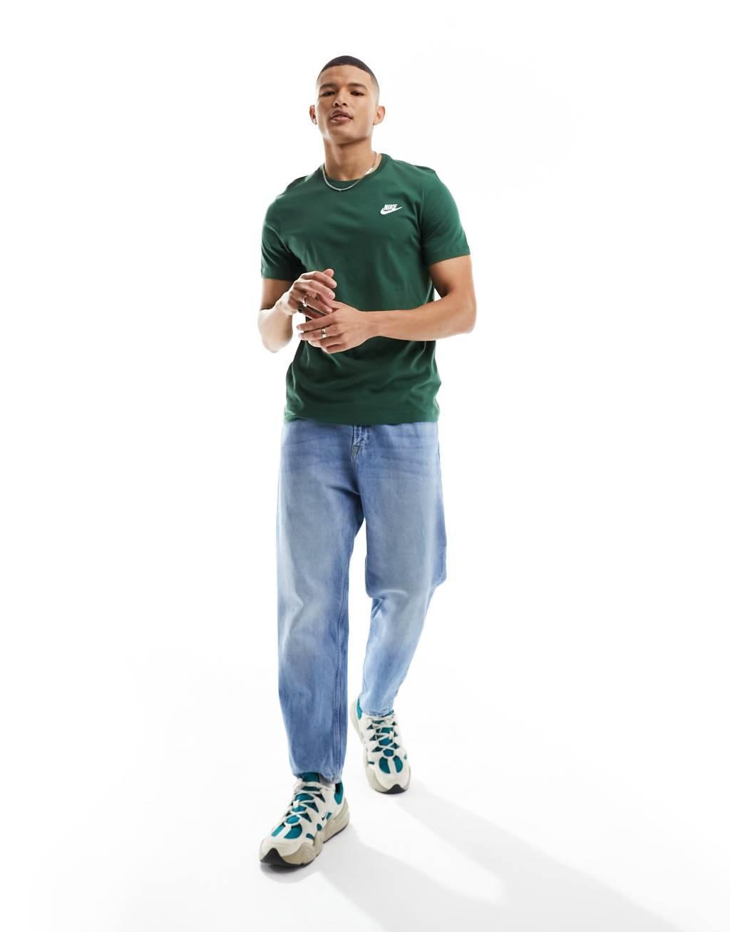 Men's Nike Sportswear Club Tee, Size: XL, Fir Product Image