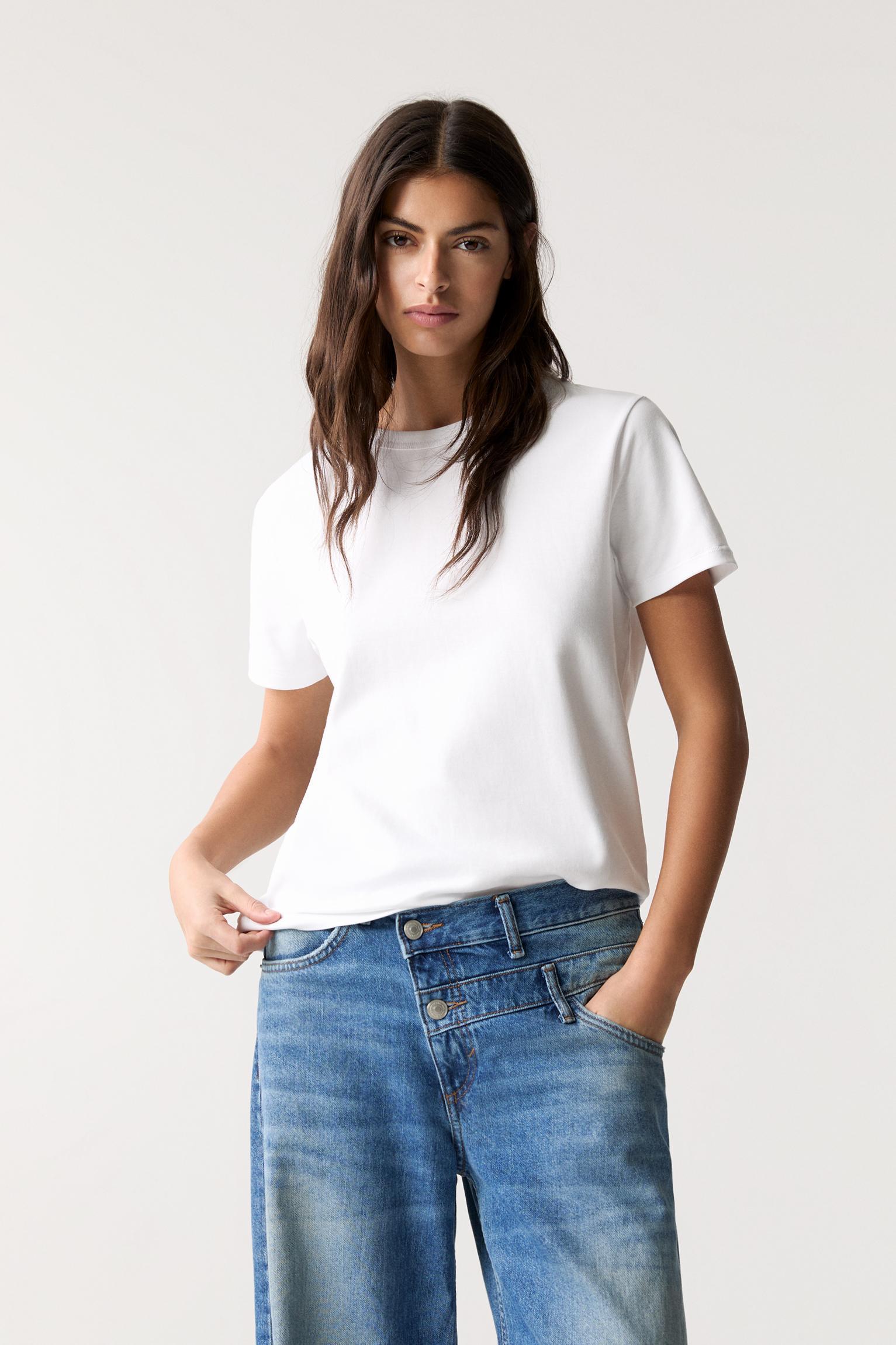 Basic short sleeve T-shirt Product Image