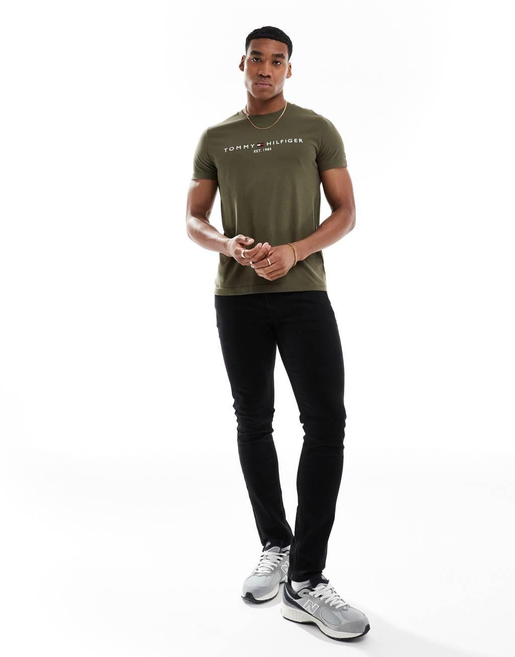Tommy Hilfiger logo T-shirt in army green Product Image