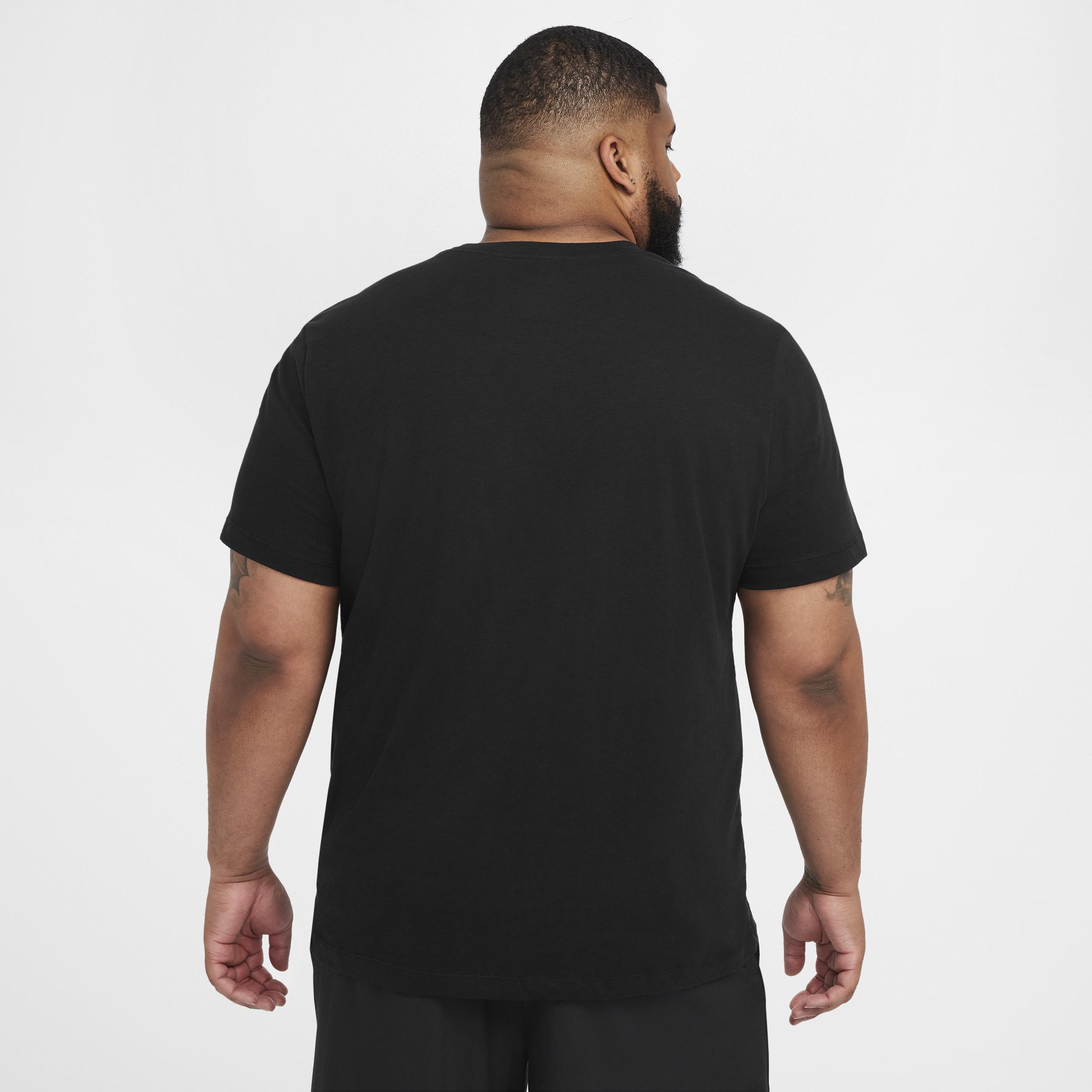 Nike Men's Dri-FIT Fitness T-Shirt Product Image