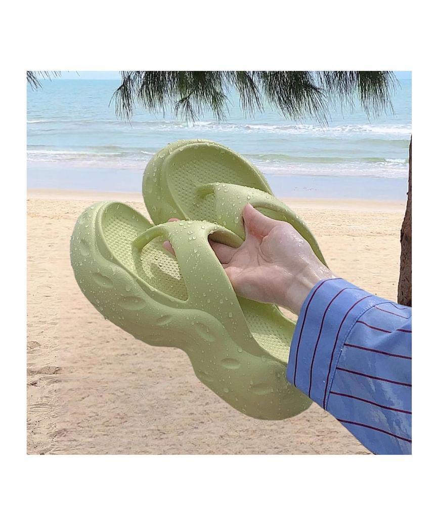 Plain Flip Flops Product Image