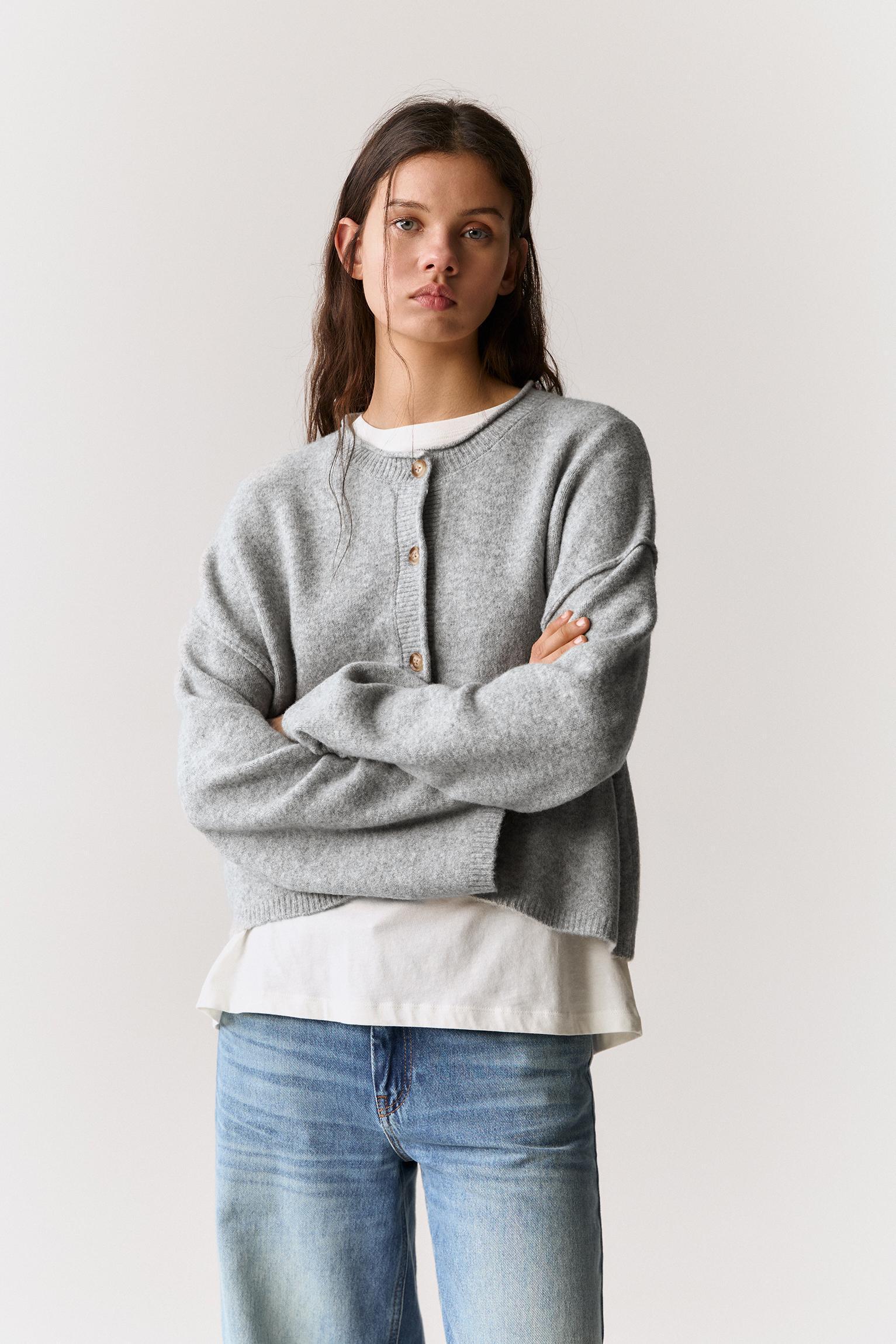 Buttoned cardigan Product Image