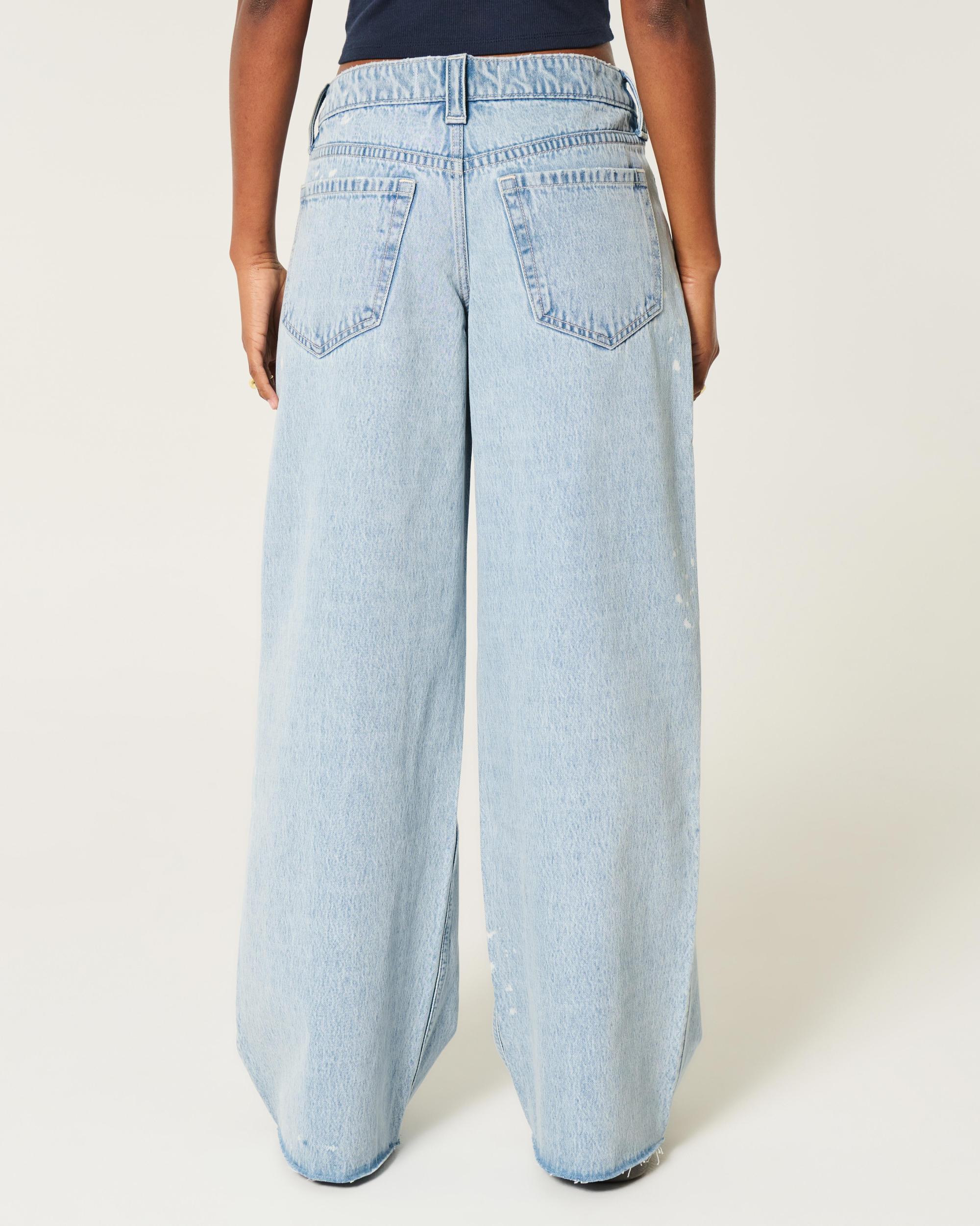 Low-Rise Medium Wash Super Baggy Jeans Product Image