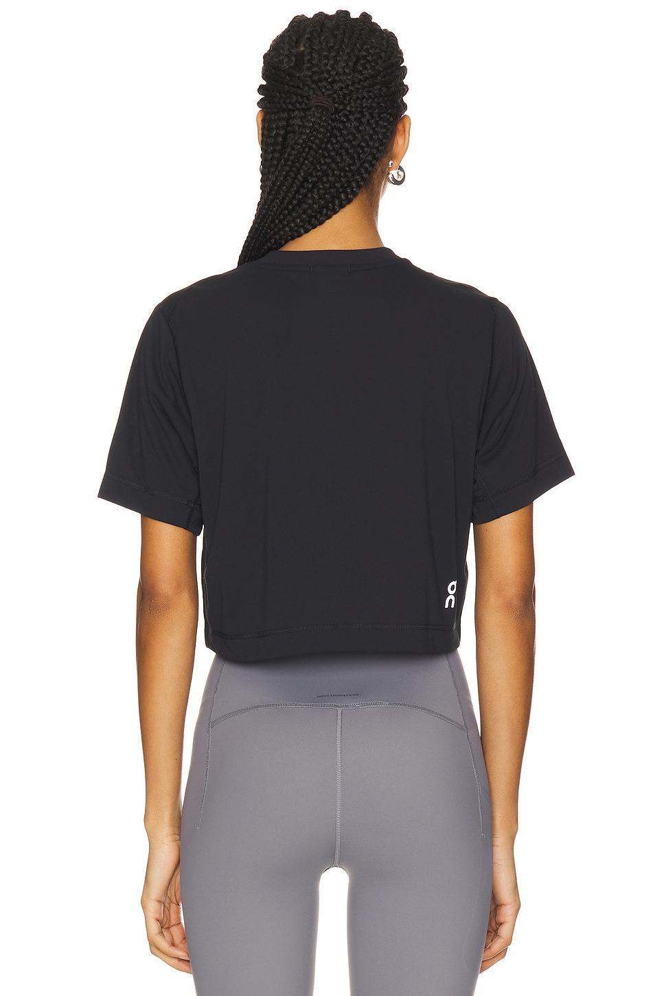 Train-t Crop Top On Product Image