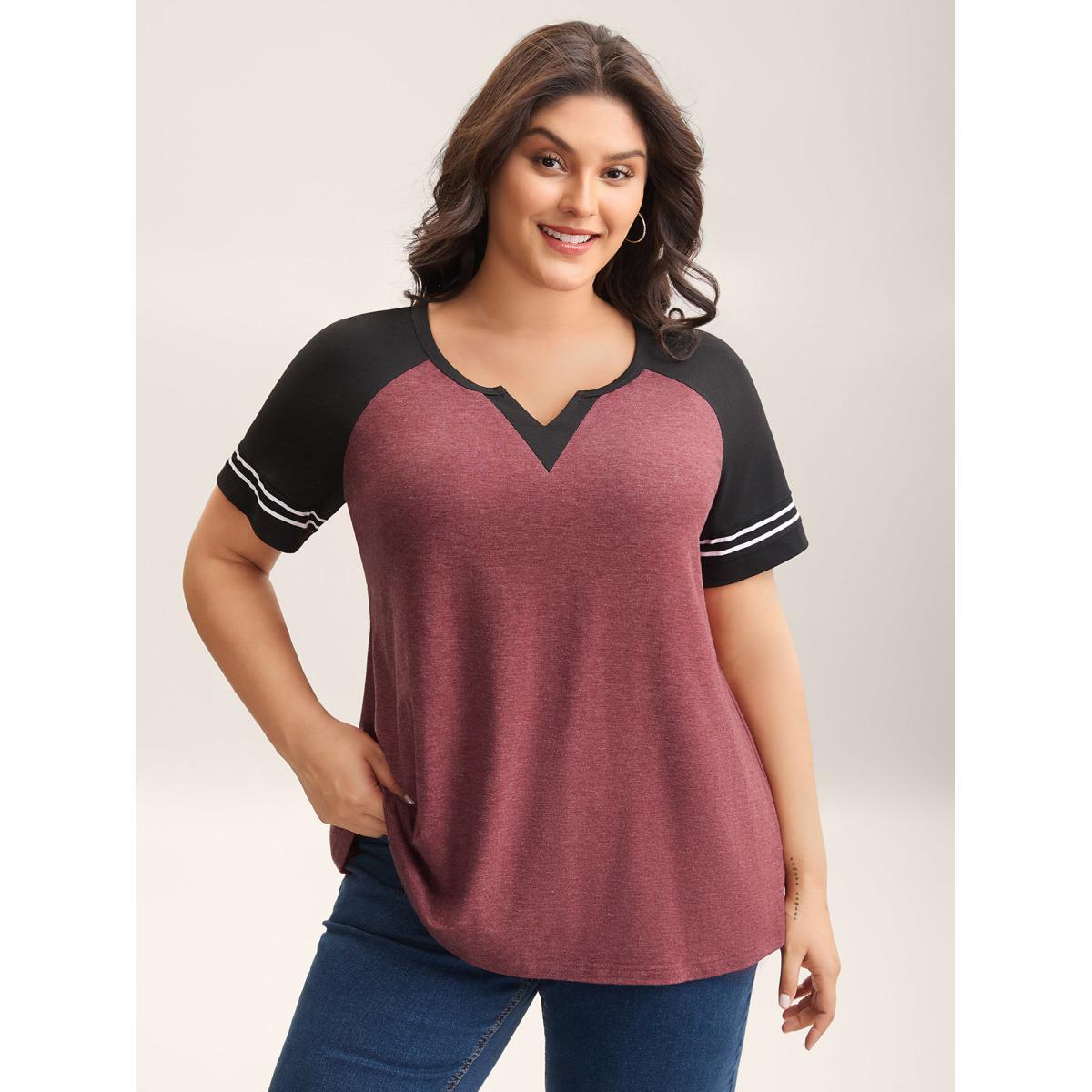 Plus Size Color Contrast Split Neck Everyday T-Shirt Scarlet Women Casual Contrast Notched collar Everyday-Casual T-shirts BloomChic 26/4X Product Image
