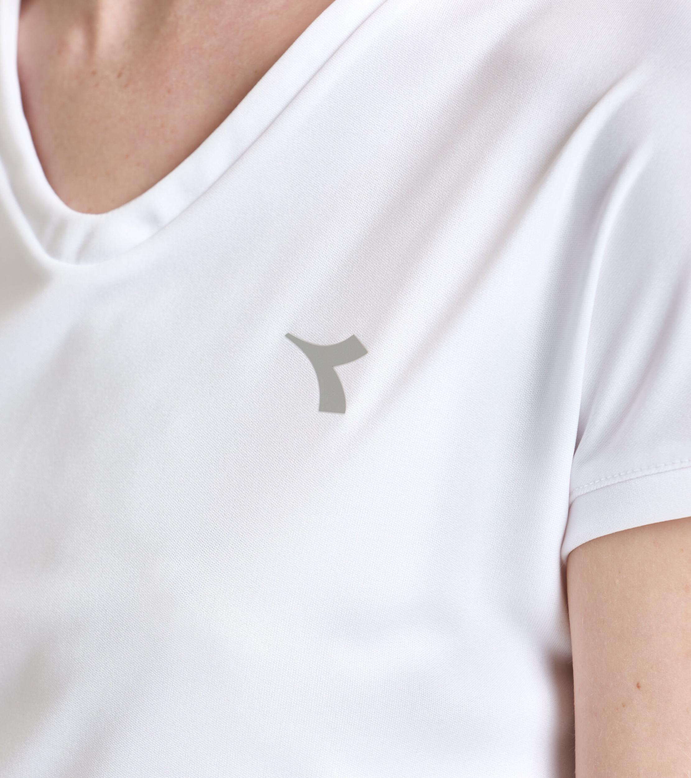 L. T-SHIRT TEAM Product Image