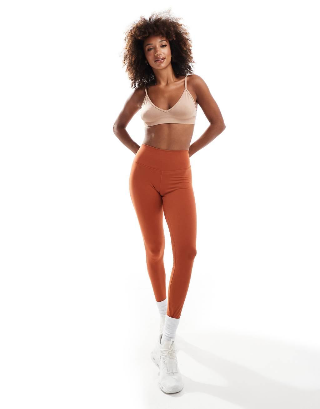 4505 Icon seamless active intimate bra in caramel  Product Image