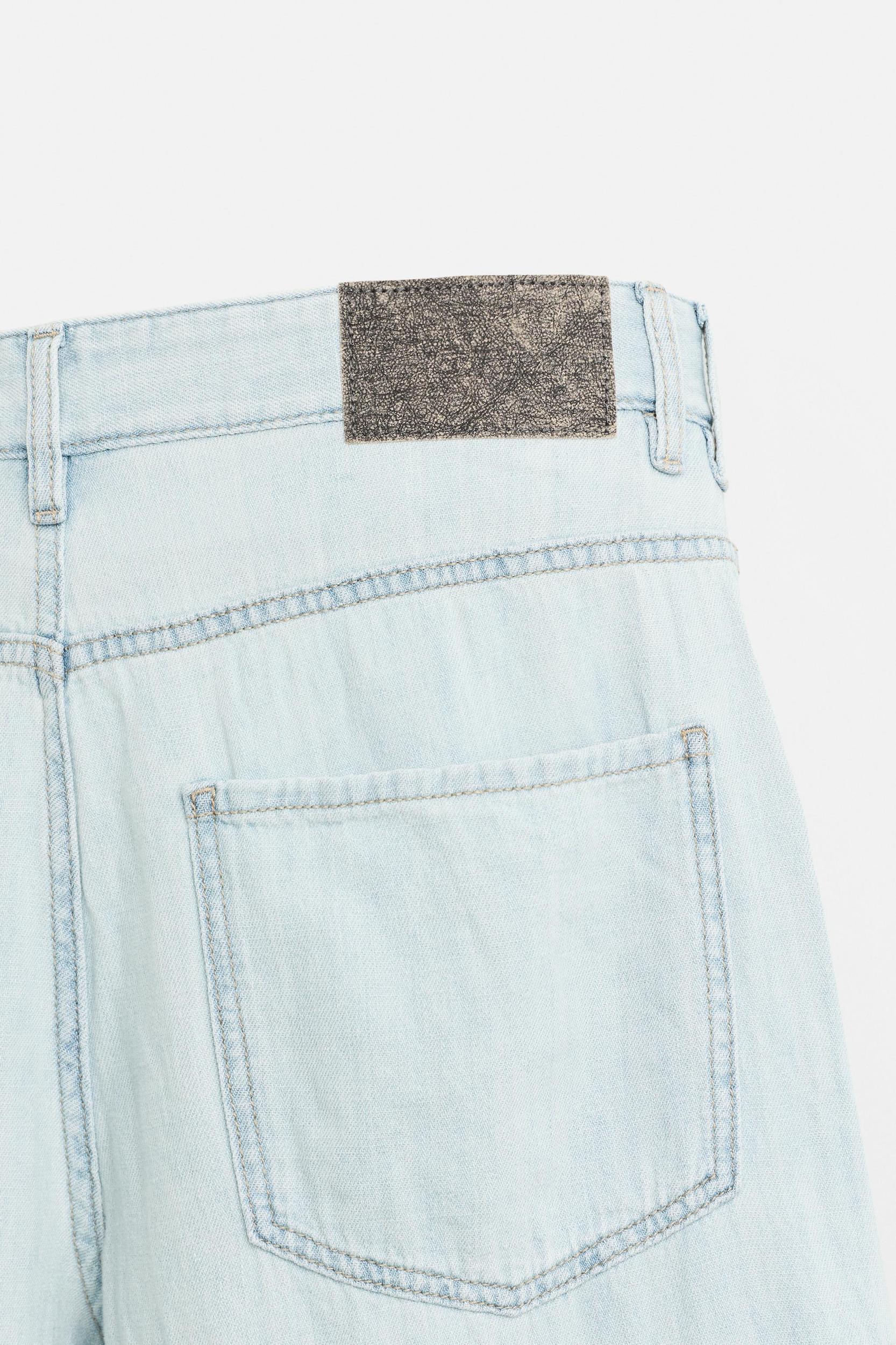 LIGHTWEIGHT LOOSE WIDE FIT JEANS Product Image