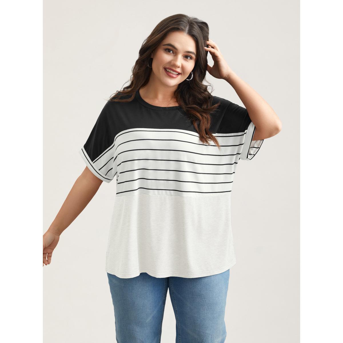 Plus Size Color-Block Stretchy Stripes T-Shirt Black Women Casual Contrast Round Neck Everyday T-shirts BloomChic 26/4X Product Image