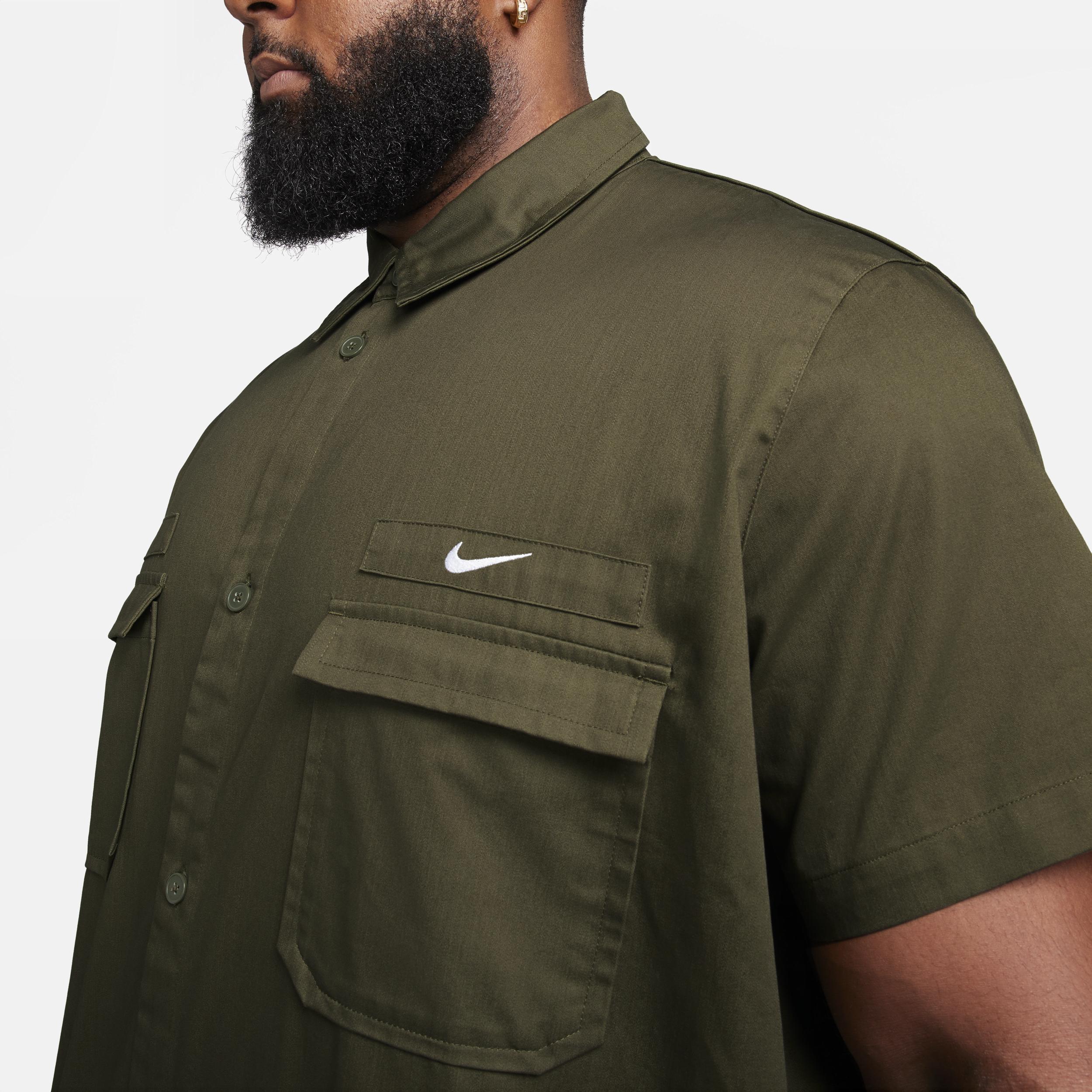 Nike Mens Life Woven Military Short-Sleeve Button-Down Shirt Product Image