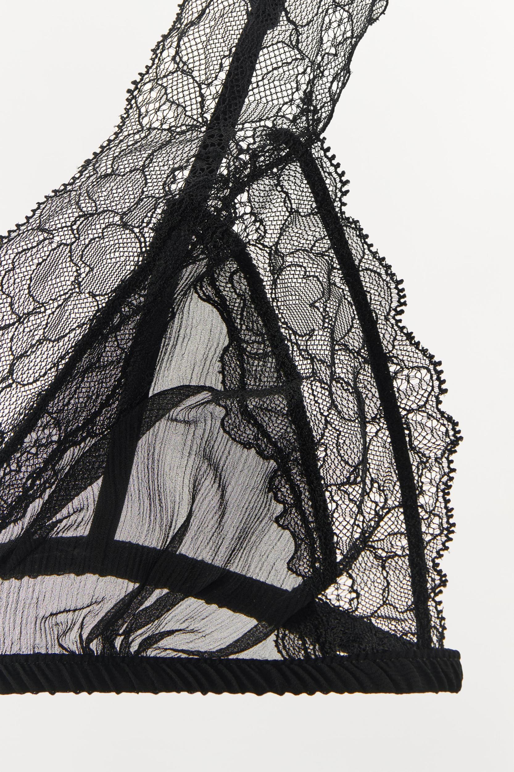 VISCOSE LACE TRIANGLE BRALETTE Product Image