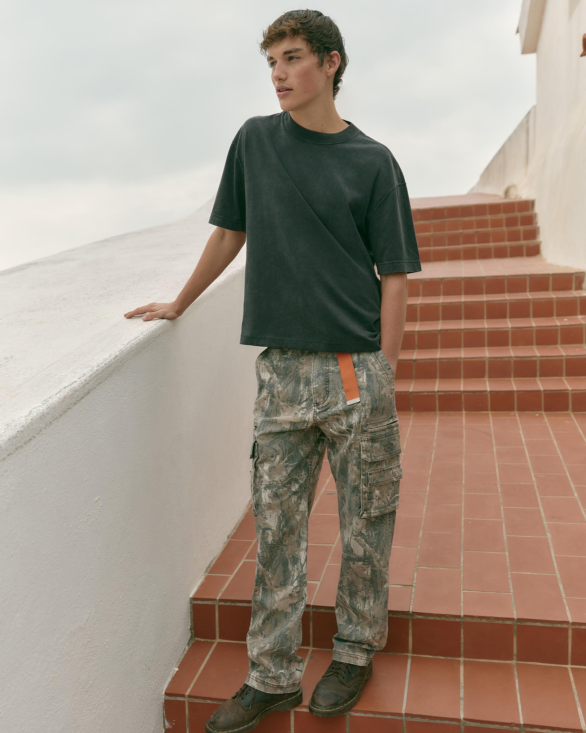 Heavyweight Loose Camo Cargo Pants Product Image