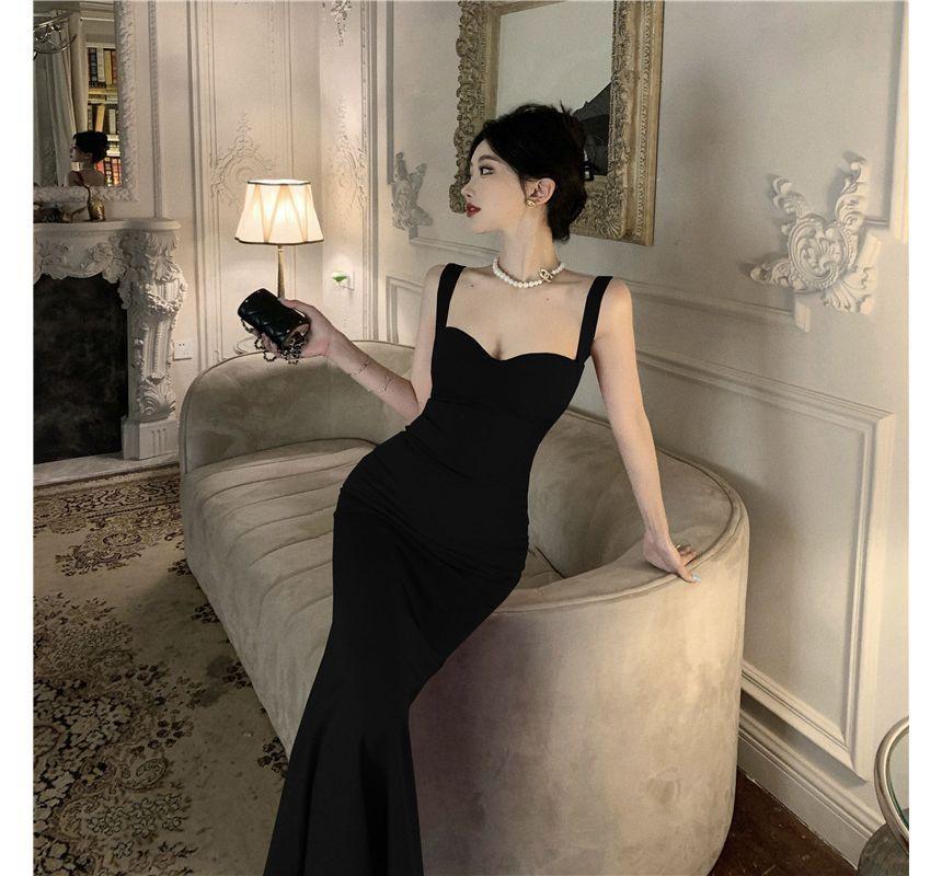 Spaghetti Strap Plain Maxi Mermaid Dress Product Image