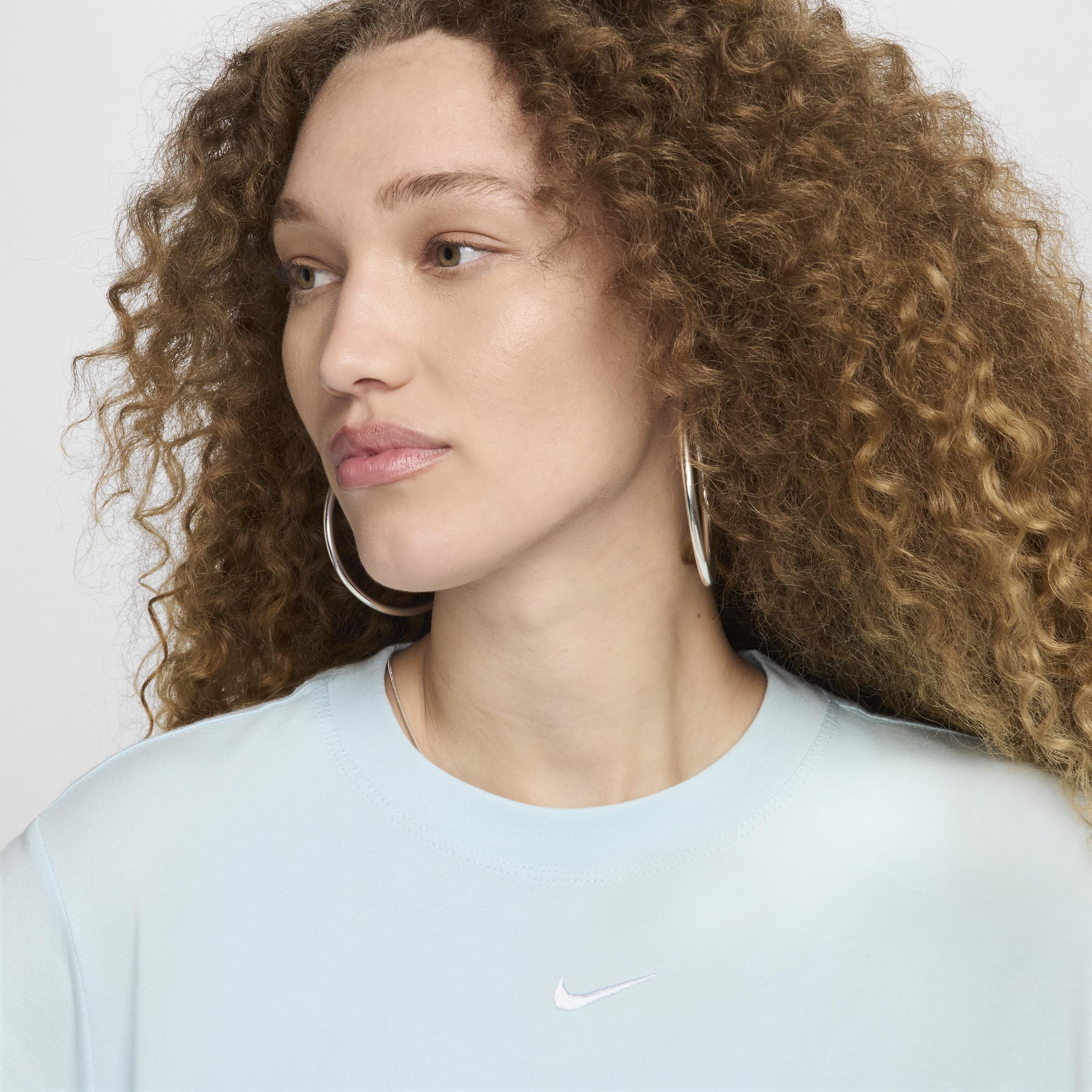 Women's Nike Sportswear Essential T-Shirt Product Image
