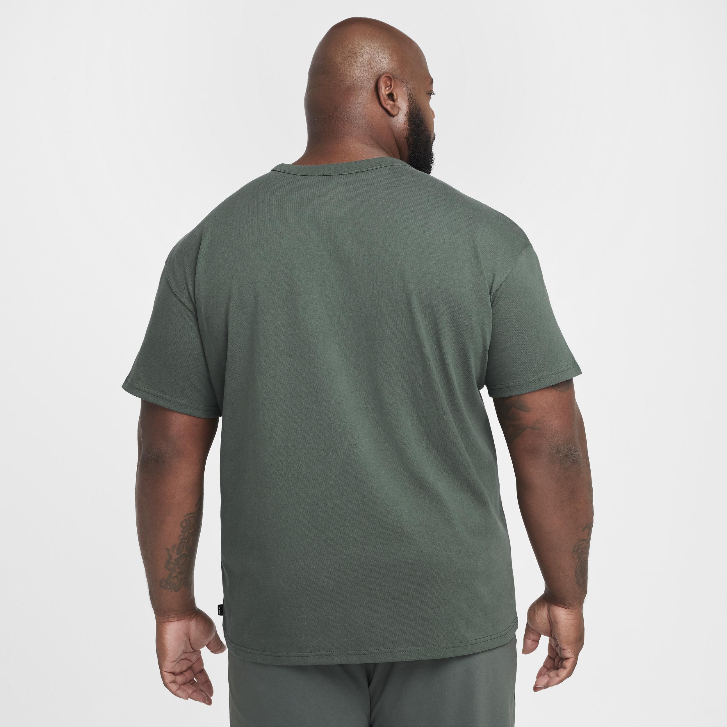 Men's Nike Sportswear Premium Essentials Pocket T-Shirt Product Image