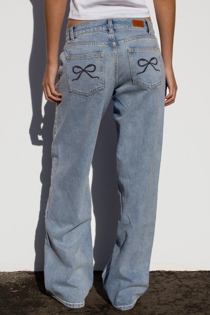Low waist jeans with bows Product Image