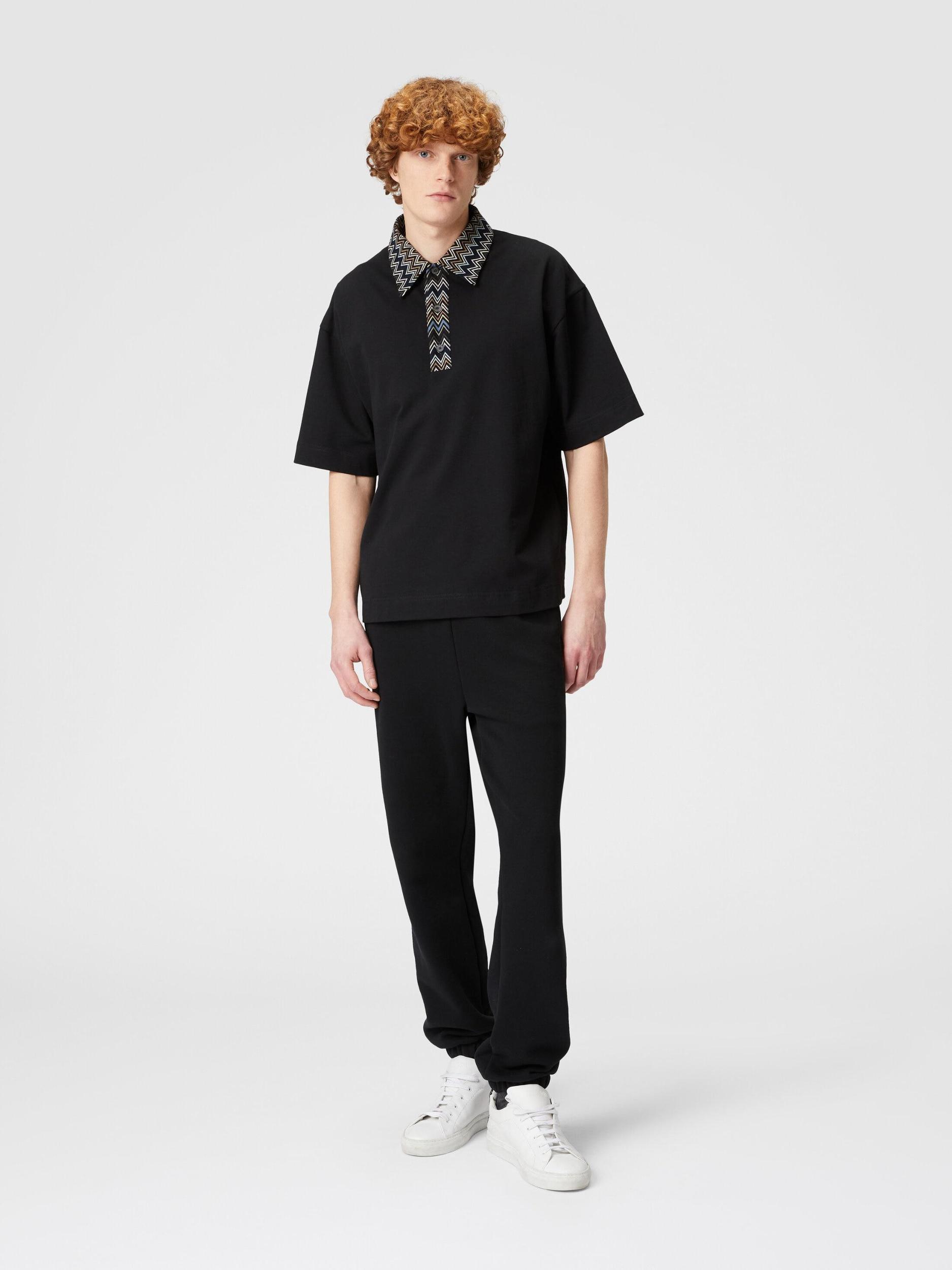 Cotton jersey polo shirt with chevron knit inserts Product Image