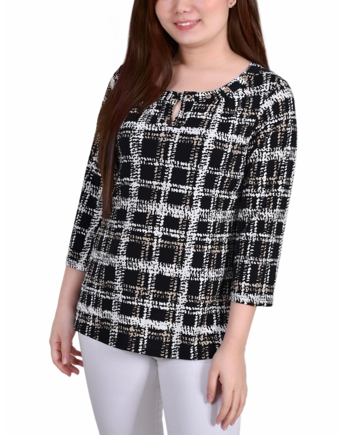 Petite Size 3/4 Sleeve Grommet Top Product Image