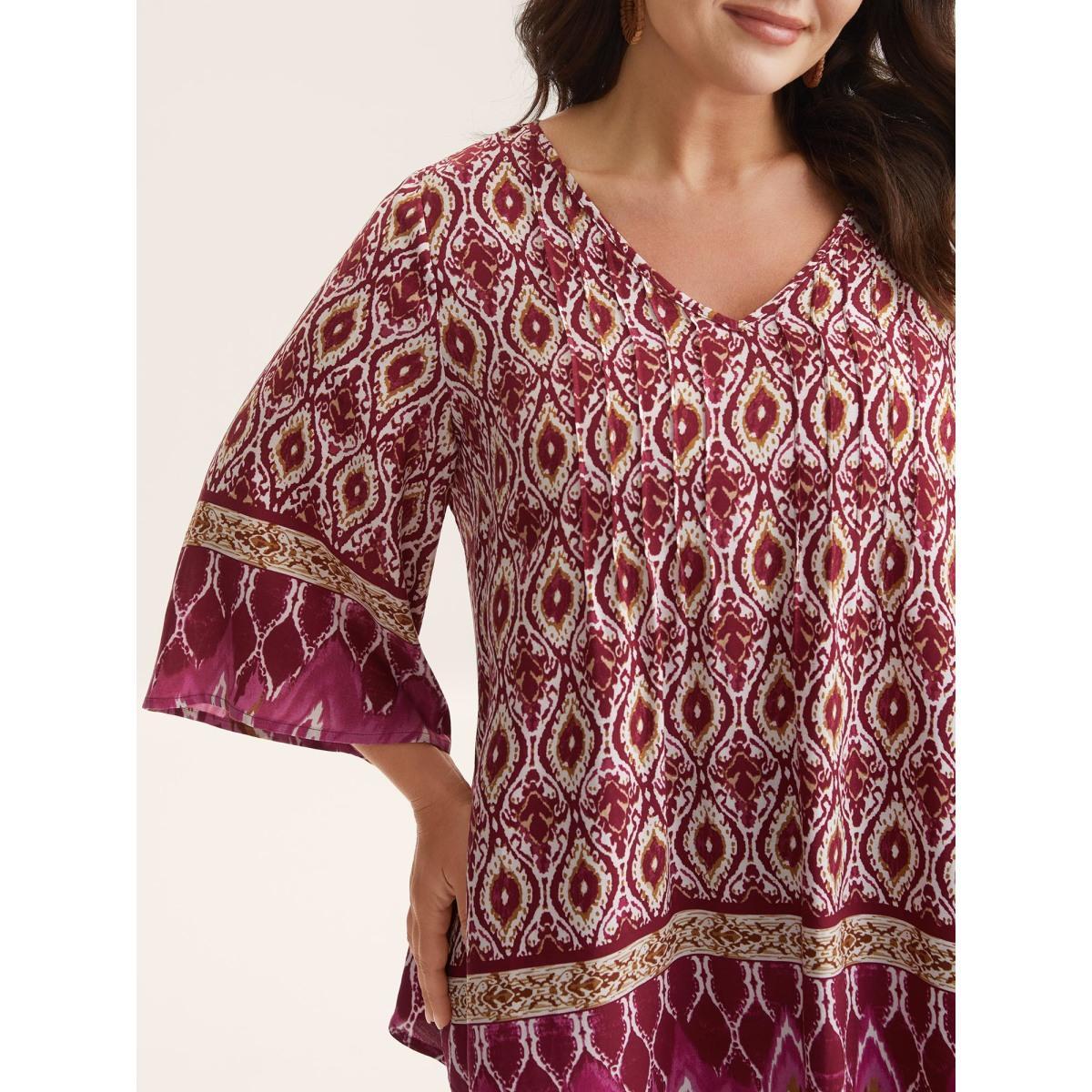 Plus Size Rosered Pin-Tuck Pleat Ornate Print Relaxed Fit Shirt Women Resort Elbow-length sleeve V-neck Vacation Blouses BloomChic 30/6X Product Image