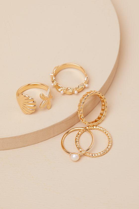 Sunna Gold Pearl Five-Piece Ring Set Product Image