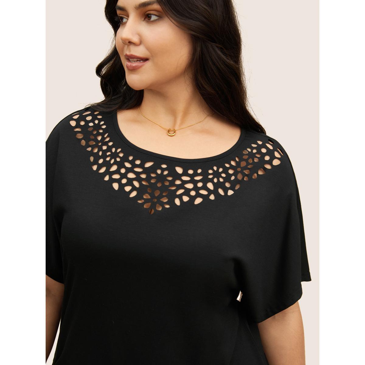 Plus Size Plain Laser Cut Batwing Sleeve T-shirt Black Women Elegant Cut-Out Round Neck Everyday T-shirts BloomChic 18-20/2X Product Image