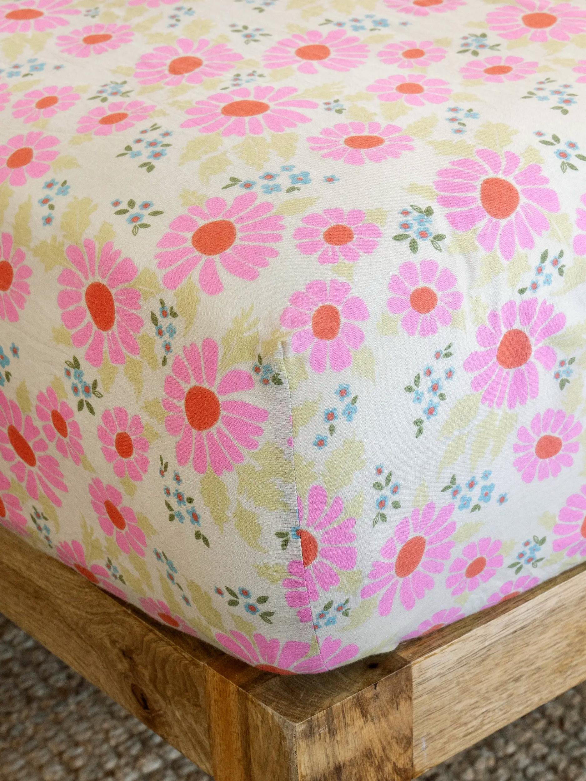 Mix & Match Cotton Fitted Sheet - Vintage Zinnia Product Image