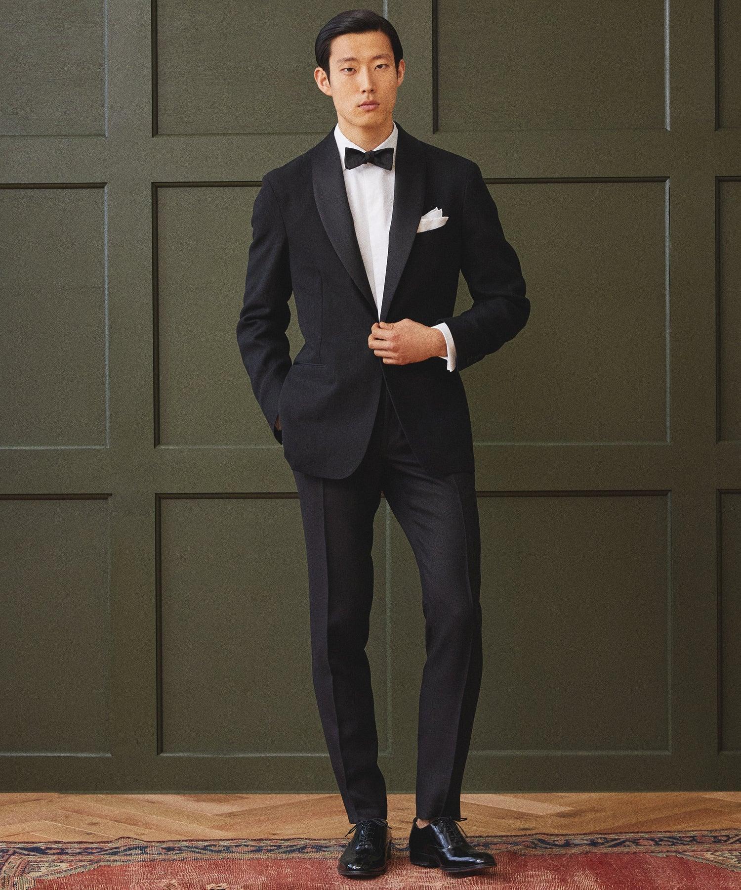 Italian Linen Shawl Collar Tuxedo Jacket in Black Product Image