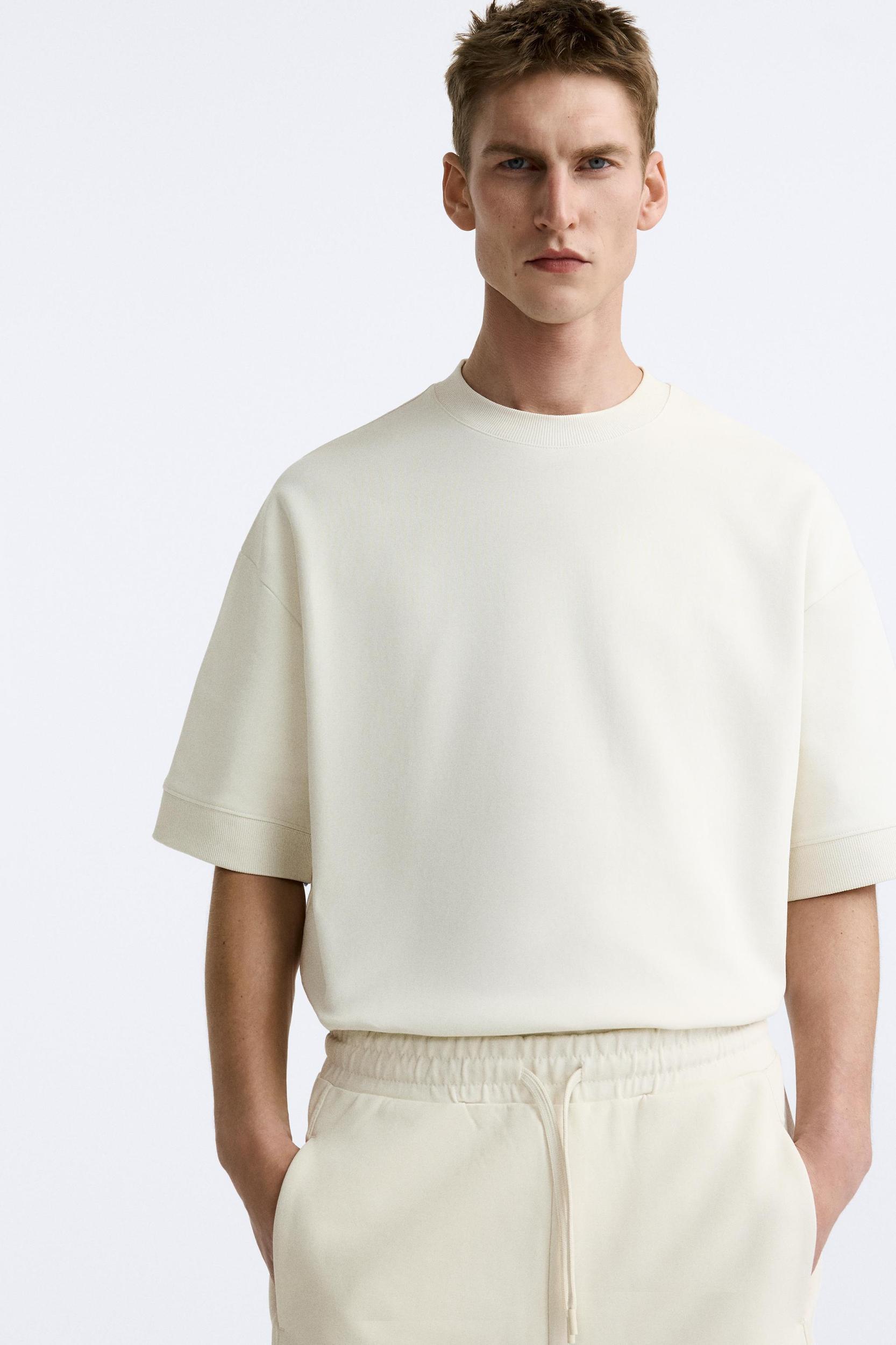 DENSE SWEATSHIRT Product Image