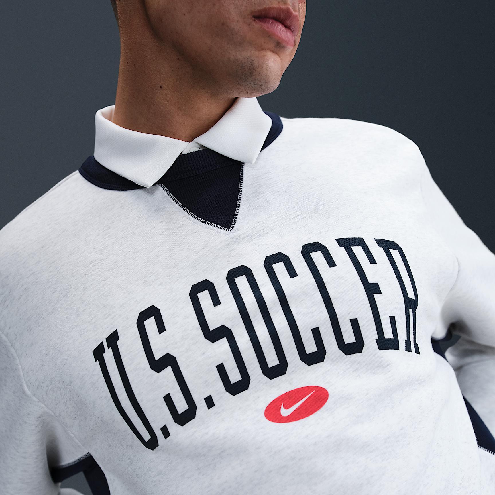 USMNT Standard Issue Nike Men's Dri-FIT Soccer Crew-Neck Sweatshirt Product Image