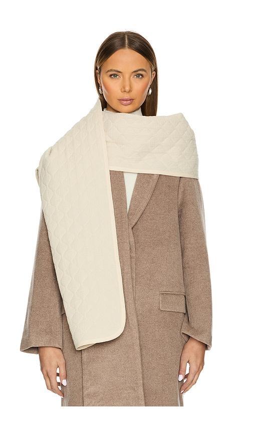 The Quilted Scarf DONNI. Product Image